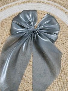 Elegant Silver Bow Hair Accessory