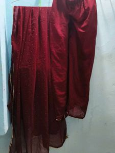 selling whole set The kurta pajma and Duppatta