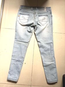 Light Wash Denim Jeans