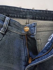 Unisex Slim Fit Jeans