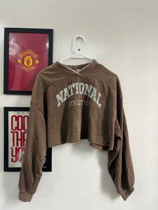 Cropped National Athletics Top