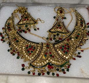 Bridal Multicoloured Necklace Set