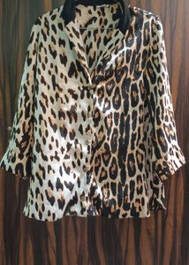Tiger print Shirt With 3/4 Sleeve