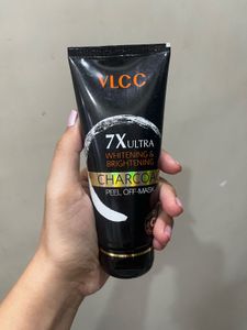 7X Ultra Whitening & Brightening Charcoal Peel Off