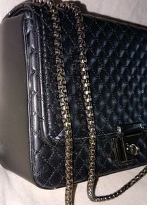 Chic Quilted Handbag