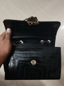 Stylish Black Premium Handbag (New)
