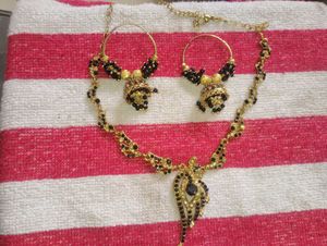 Gold &amp; Black Beaded Jewelry Set