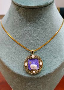 Pearl Pendant Necklace