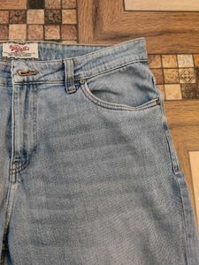 roadster Light Wash Denim Jeans