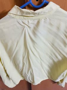 Chic Light Yellow Cropped Drawstring Shirt