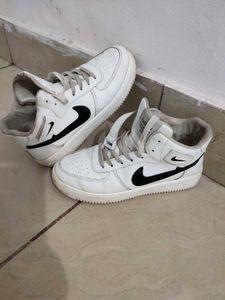 Nike Air  Sneakers