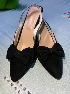 Black Pointed Heels