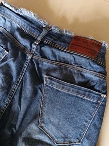 Frayed Hem Denim Jeans