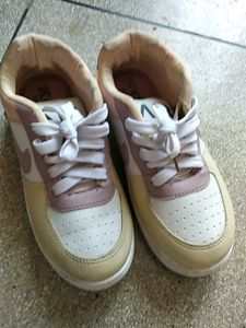 Girls Shoes