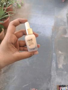 Lakme Serum