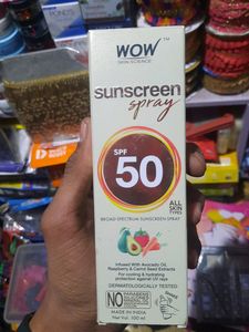Wow Sunscreen Spray SPF50