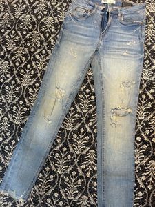 Zara-Mid-rise Vintage Jeans