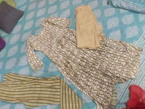 kurta set nyra cut