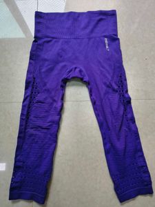 Gymshark Purple Capri Leggings