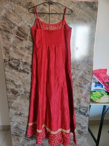 GLOBUS Gown