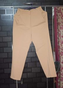 Urbanic Tapered Fit Pant