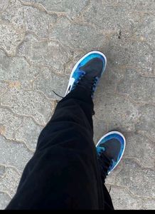Nike Dye Tie Sneakers