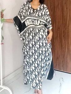 ClAssy &#34;CHRISTIAN DIOR&#34; Prints KAFTAN