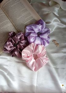 Primium Scrunchies