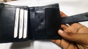 Mens  New Black Genuine Leather Wallet