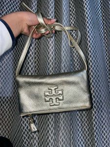 ORIGNAL TORY BURCH CROSS BAG