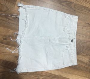 white denim skirt