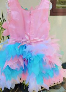 Beautiful Frock +Free Gift 💜💜💜