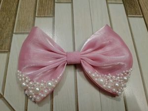 Beautiful Hairbow &amp; Scrunchies Combo