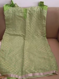 Ethnic Kurta Set - Green &amp; White