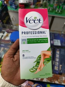 Veet Half Body Waxing Kit for Dry Skin - 8 Strips