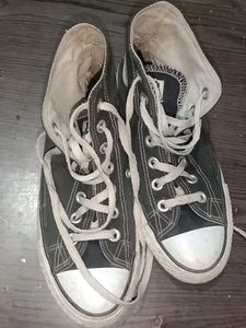 Converse shoe