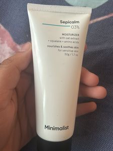 Minimalist Moisturizer