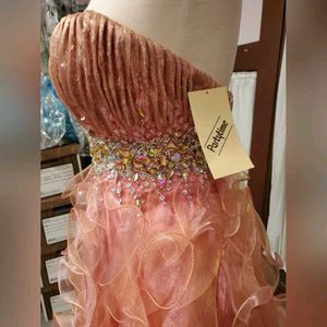 🎀✨️🌻 MOST UNIQUE DRESS YOU WILL SEE🌻✨️🎀