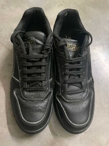 Puma Black Sneaker