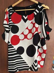 Bold Geometric Print Top