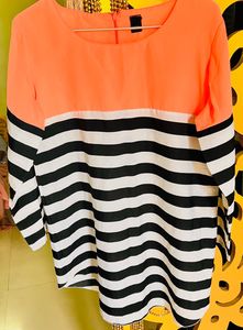 Beautiful Western Wear Top L Size