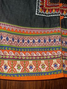 Embroidered Sleeveless Cotton Jacket