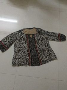 Top From Vietnam 🆕 Never Used Stretchable
