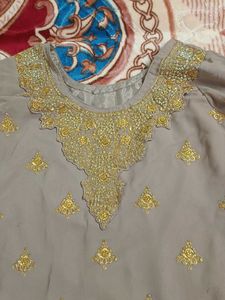 Elegant Grey &amp; Gold Kurta
