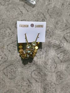 Sparkling Gold Hoop Earrings