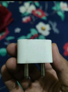 Apple 5 Watt Charger In Used Condition