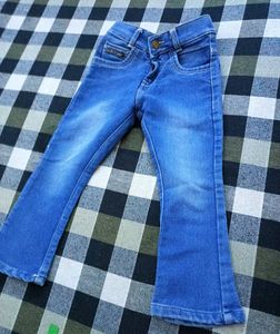 Dark Blue Colour Ki Jeans 4 Se 5 Sal Ke Bacche K