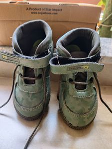 Girl Shoe