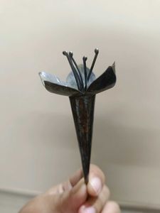 Silver Dhutra Phool