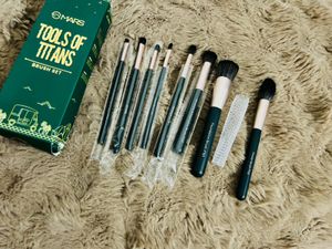 Mars Tools of Titans Brush Set 8pc